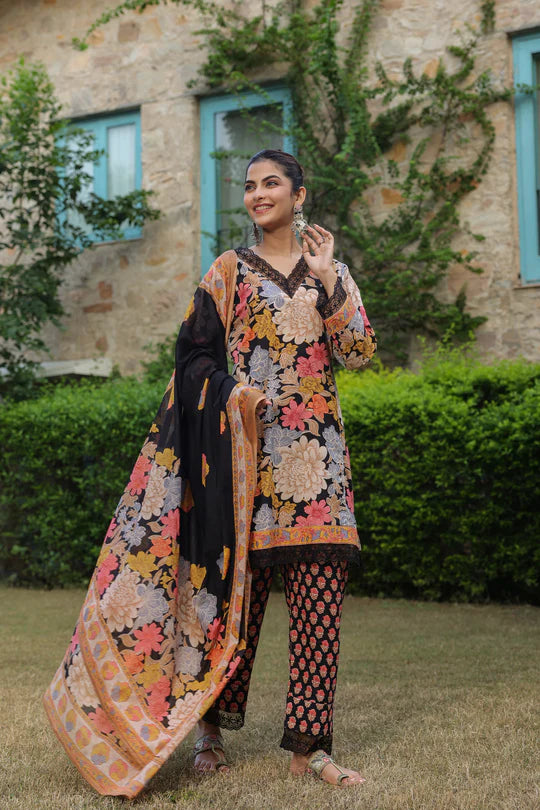 Diwali 2024: Best Indian Ethnic Wear Online to Make You Stand Out