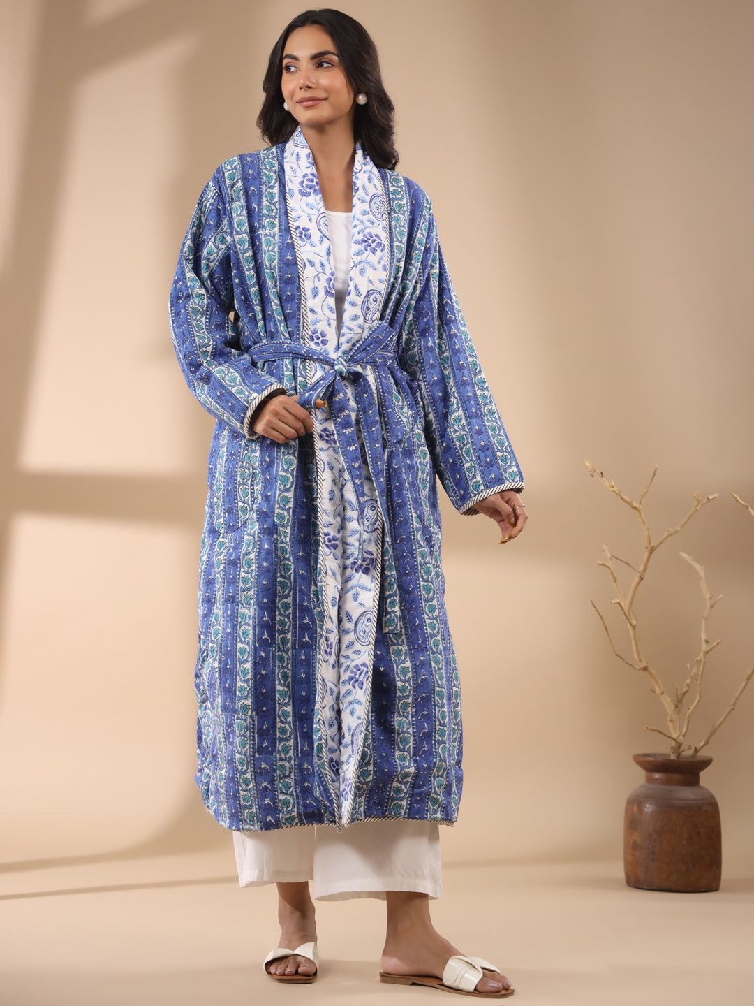 White Paisley Printed Reversible Quilted Cotton Robe