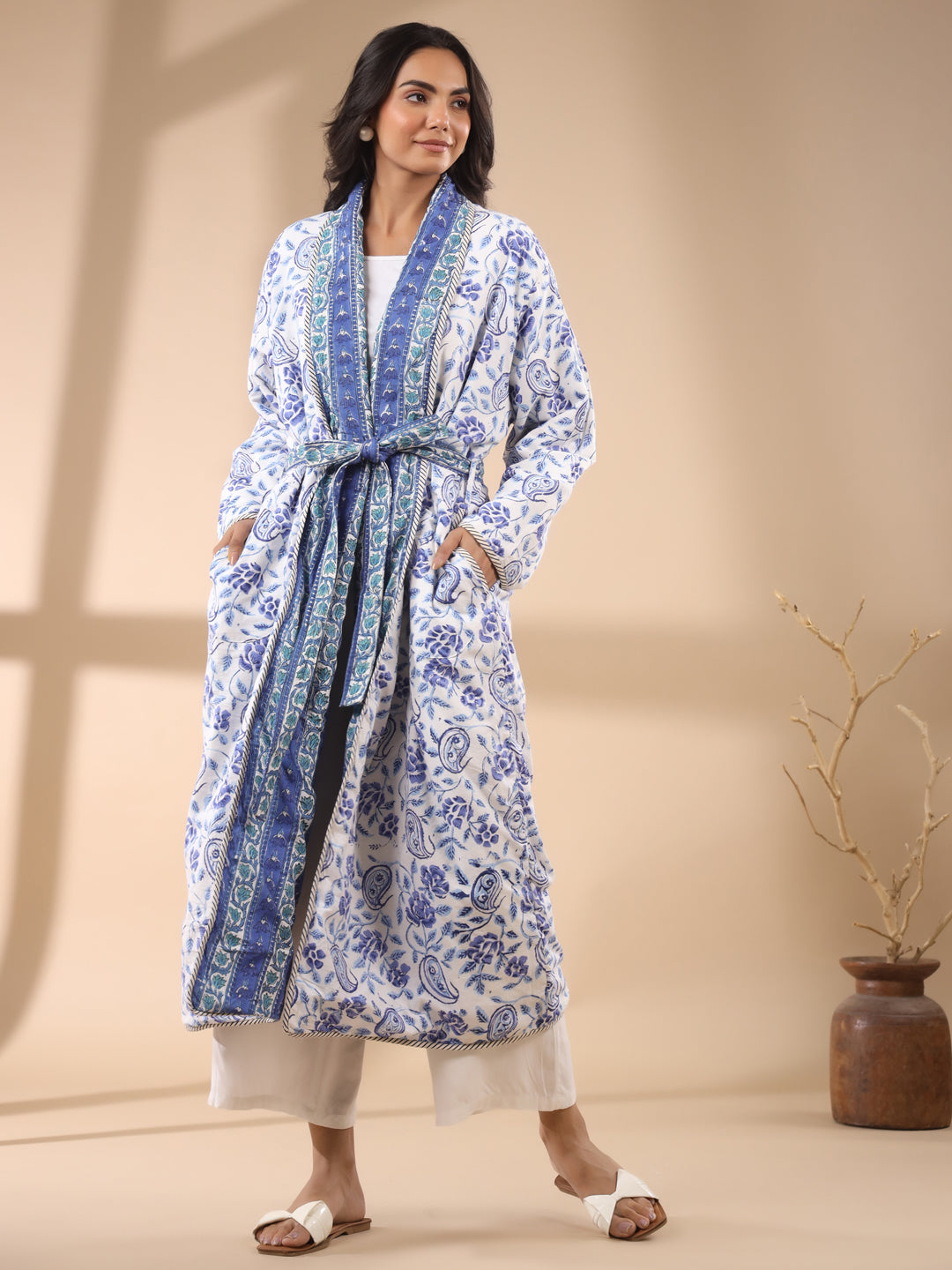 White Paisley Printed Reversible Quilted Cotton Robe