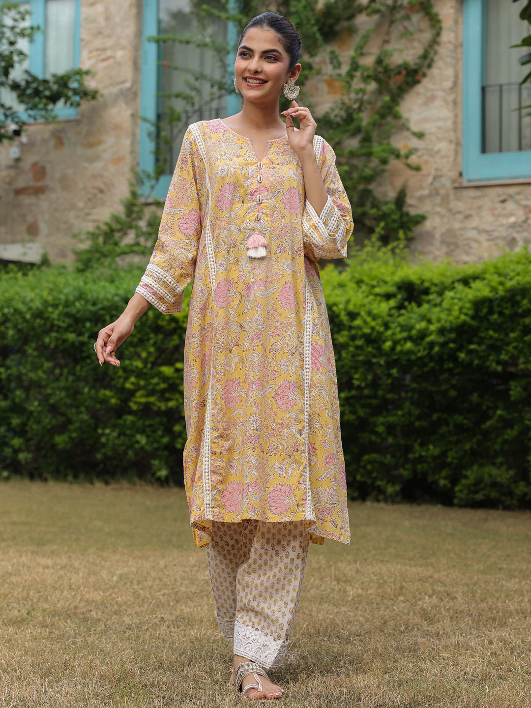 Yellow Paisley Printed Afghani Chogha